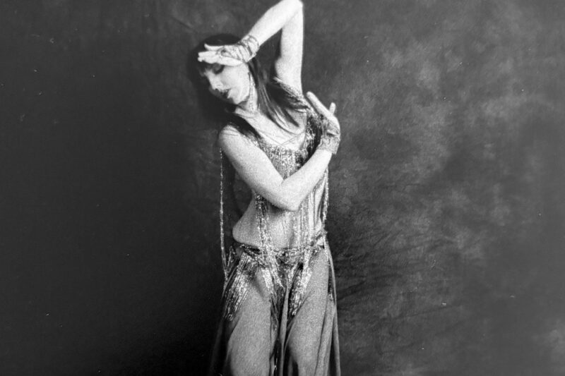 Live Performance Middle Eastern Dance